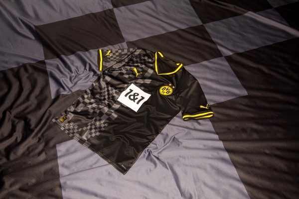 Maglia Borussia Dortmund Kamara 32 Divisa Trasferta 2022/23